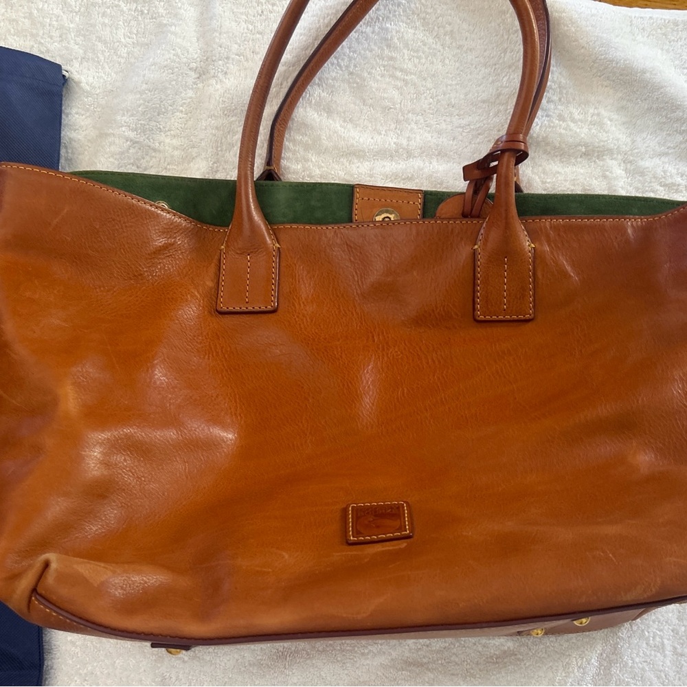 Dooney&Bourke Tan Tote Bag